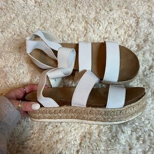 Platform sandals